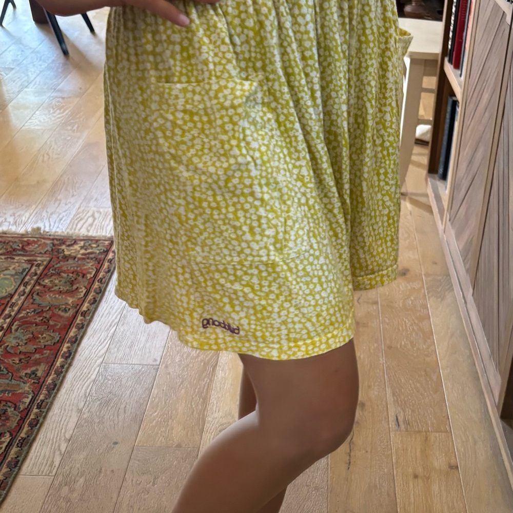 Billabong yellow print skirt